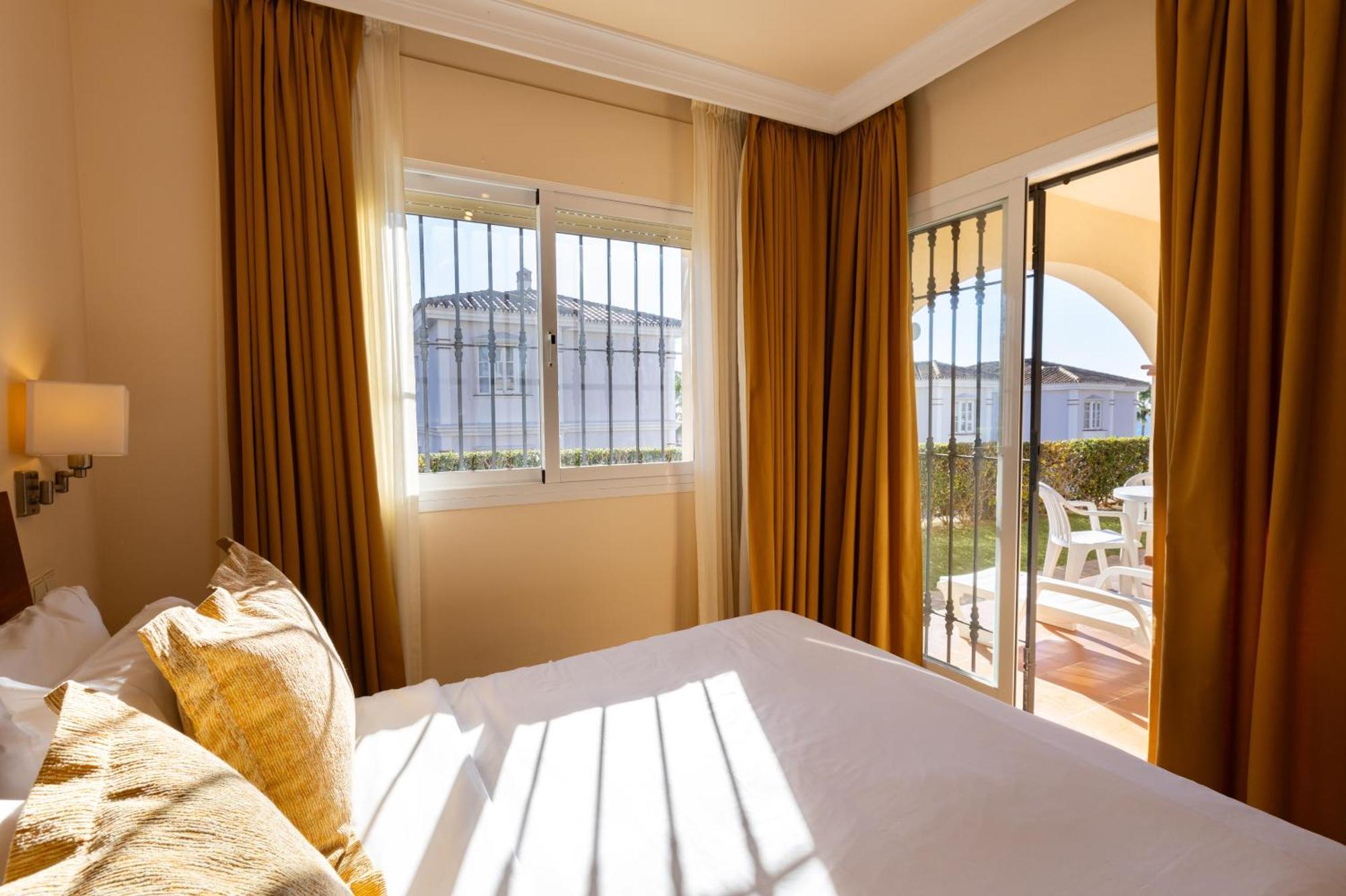 Ramada Hotel&suites By Wyndham Costa Del Sol 3* Fuengirola