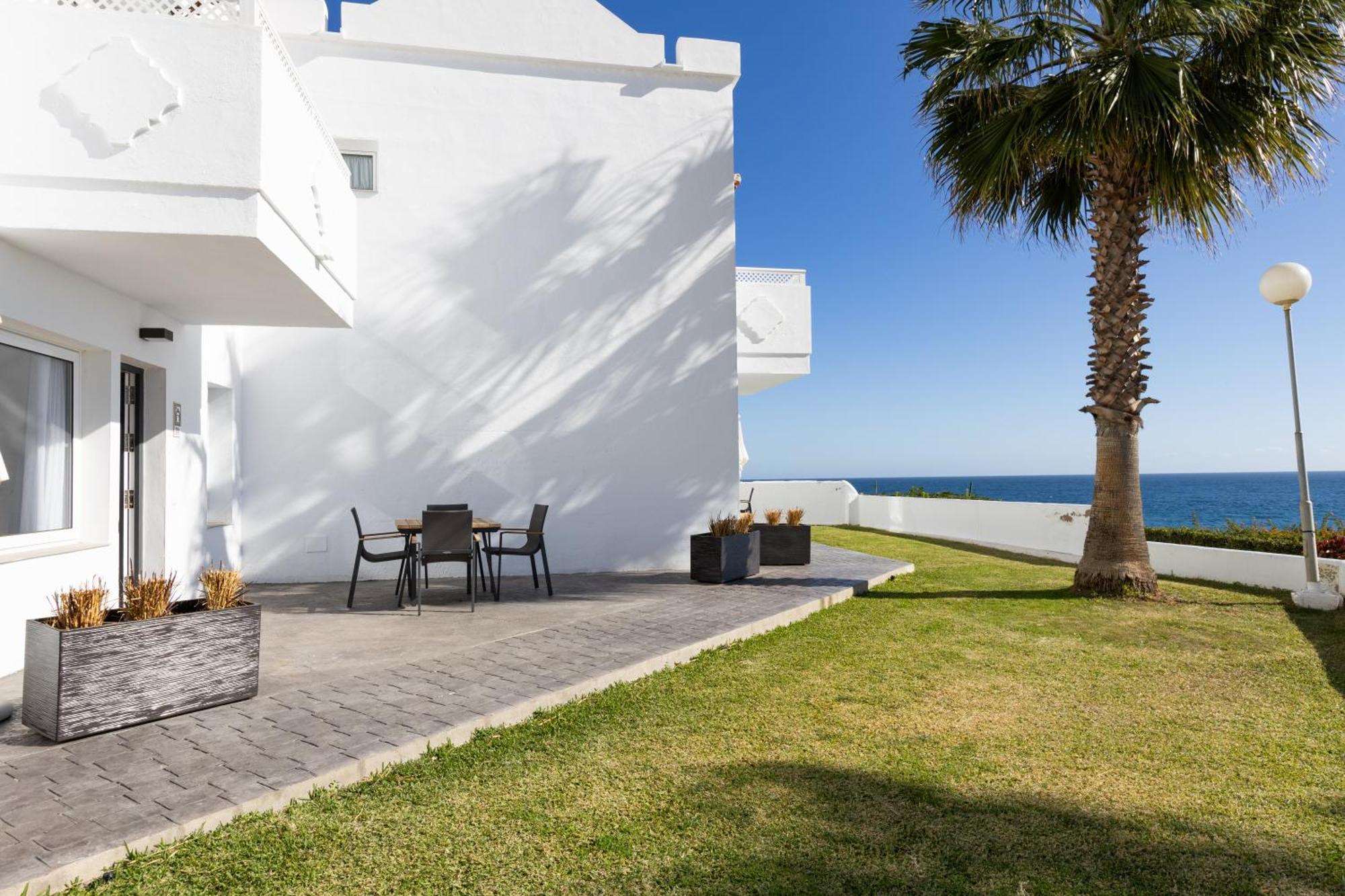 Apartahotel Ramada Hotel&suites By Wyndham Costa Del Sol Fuengirola