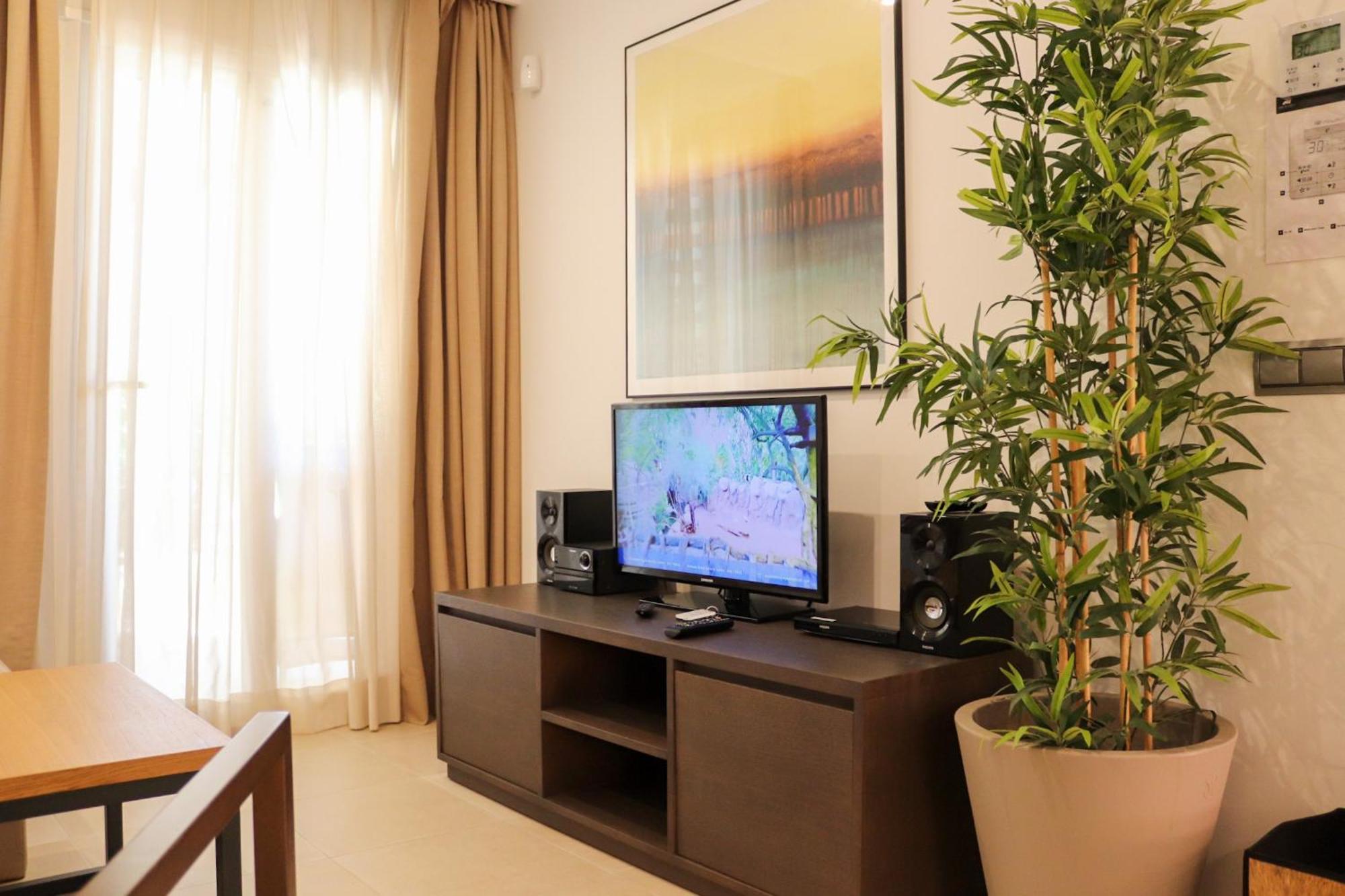 Ramada Hotel&suites By Wyndham Costa Del Sol Fuengirola