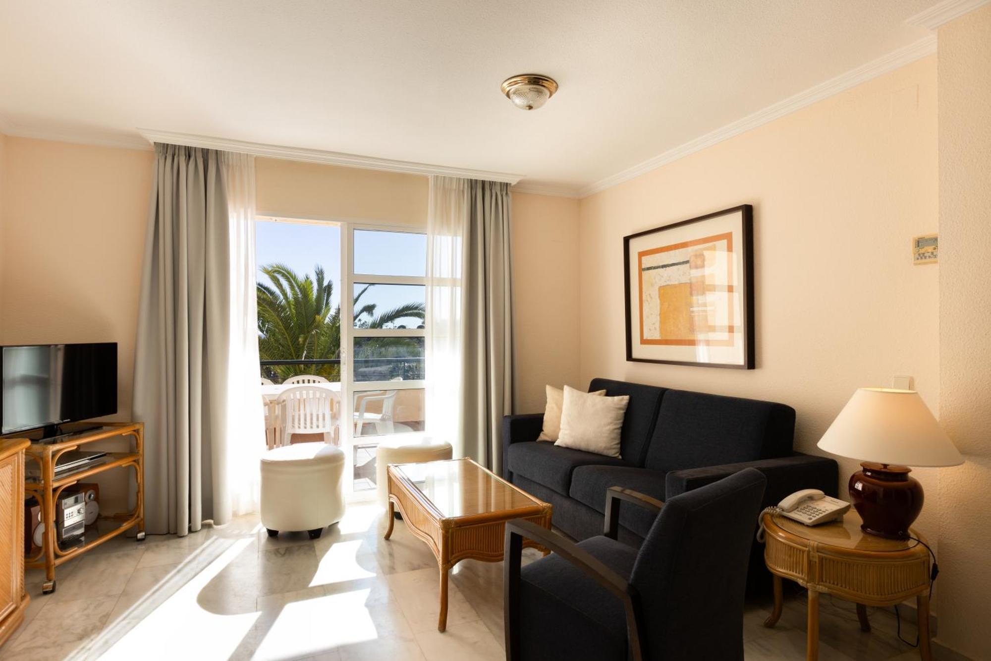 Ramada Hotel&suites By Wyndham Costa Del Sol Fuengirola