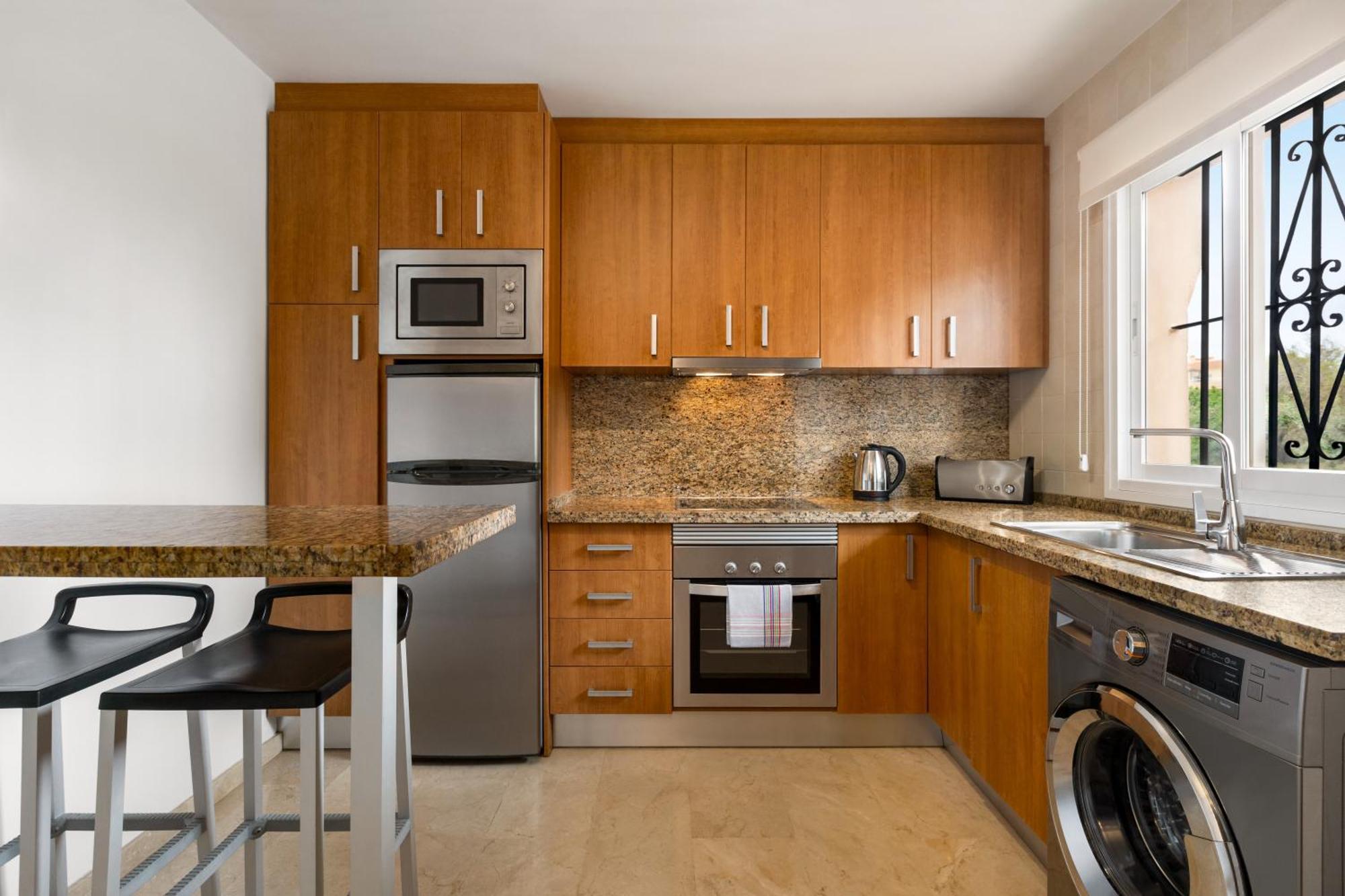 Ramada Hotel&suites By Wyndham Costa Del Sol Fuengirola
