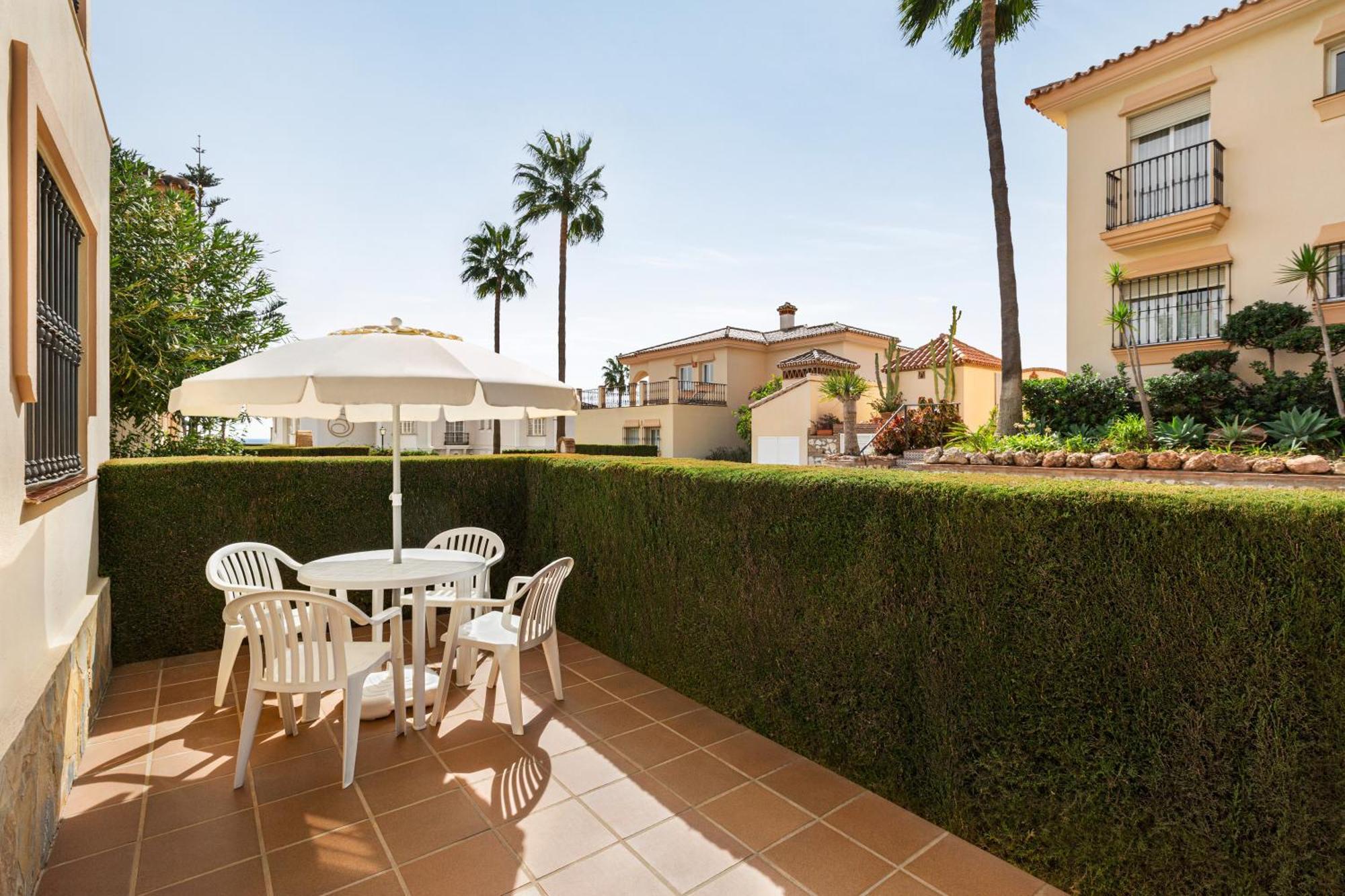 Ramada Hotel&suites By Wyndham Costa Del Sol Apartahotel 3*